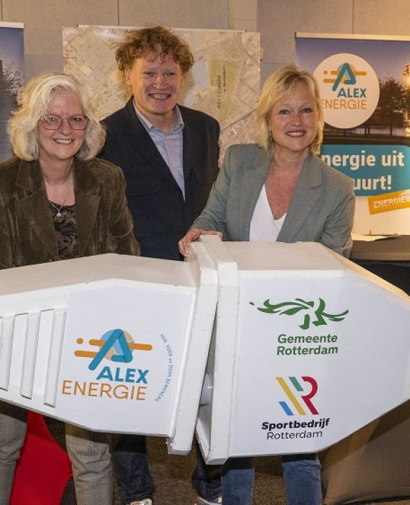 AlexEnergie Opening zonnedak door Chantal Zeegers