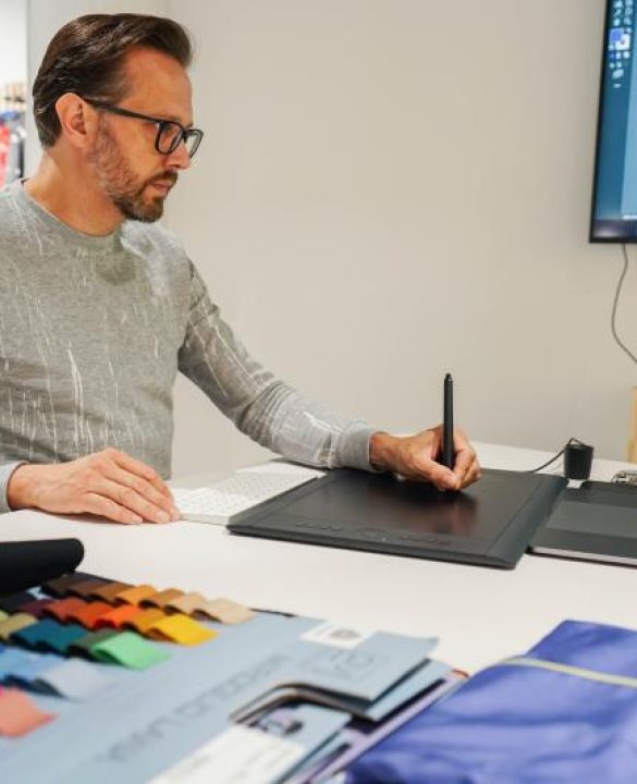 Designer-Groenendijk-begeleidt-klanten-bij-een-zo-duurzaam-en-uniek-mogelijk-ontwerp-2