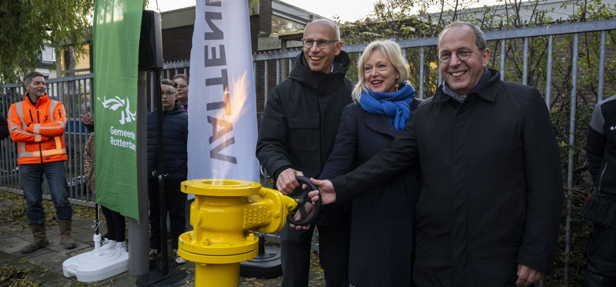 Heindijk van het gas af